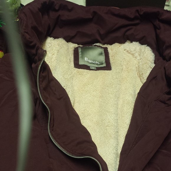 Bench longsleeved winter coat - Picture 1 of 2